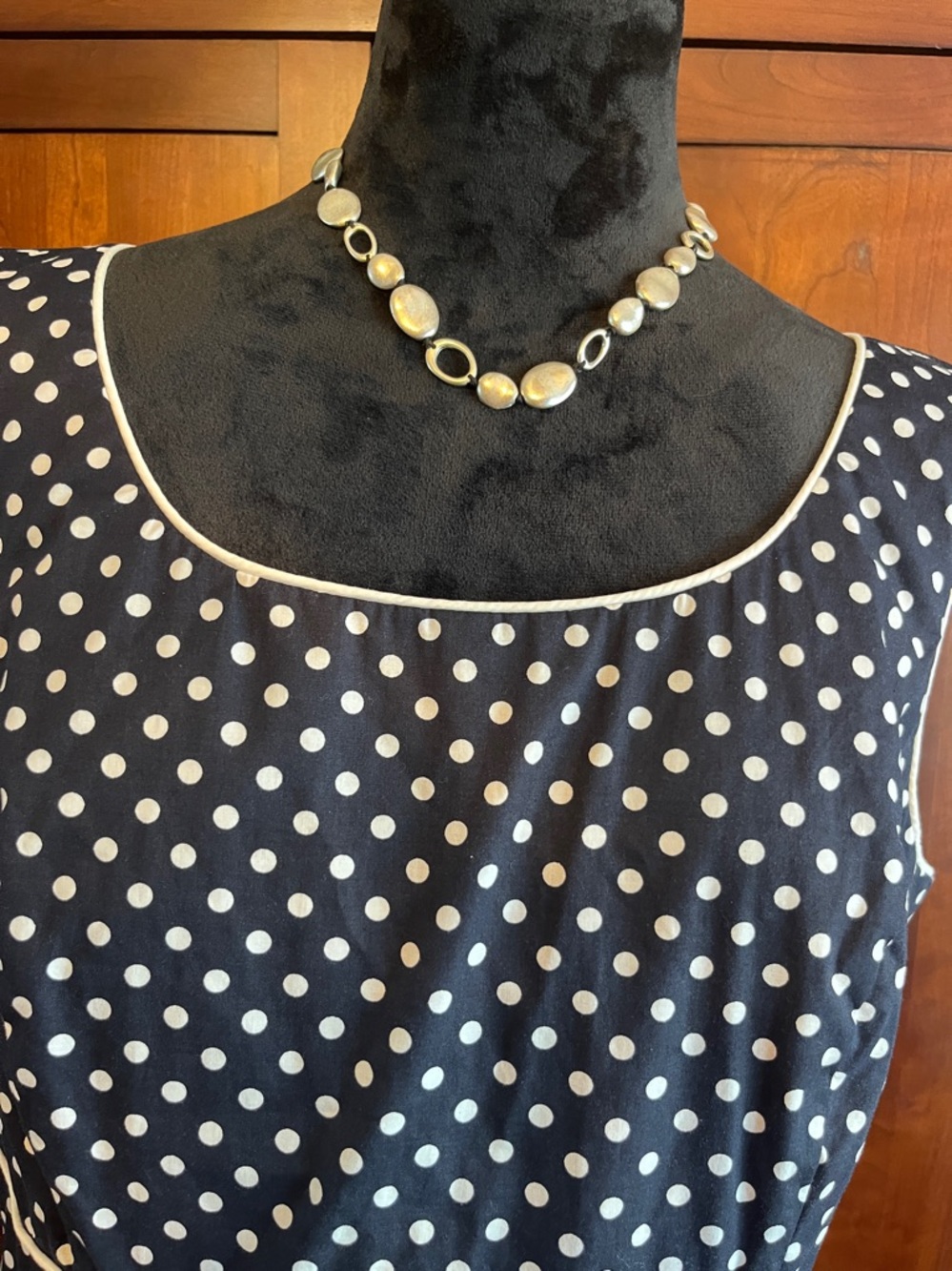 Tahari Adam Levine Black Polka Dot Midi Dress with White Trim
Sz. 12 - Picture 4 of 14